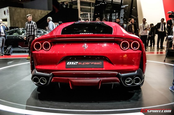 Siêu xe Ferrari 812 Superfast ngấp nghé ra mắt tại Đông Nam Á - Ảnh 3. Siêu xe Ferrari 812 Superfast ngấp nghé ra mắt tại Đông Nam Á - Ảnh 3.