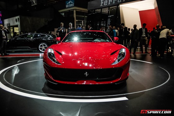 Siêu xe Ferrari 812 Superfast ngấp nghé ra mắt tại Đông Nam Á - Ảnh 4. Siêu xe Ferrari 812 Superfast ngấp nghé ra mắt tại Đông Nam Á - Ảnh 4.