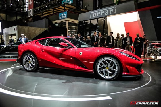 Siêu xe Ferrari 812 Superfast ngấp nghé ra mắt tại Đông Nam Á - Ảnh 5. Siêu xe Ferrari 812 Superfast ngấp nghé ra mắt tại Đông Nam Á - Ảnh 5.
