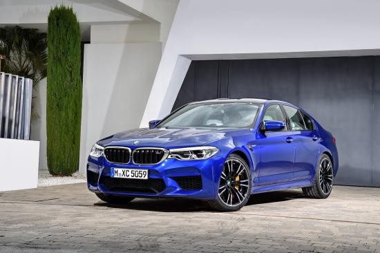 BMW trình làng sedan hiệu suất cao M5 2018 ảnh 15