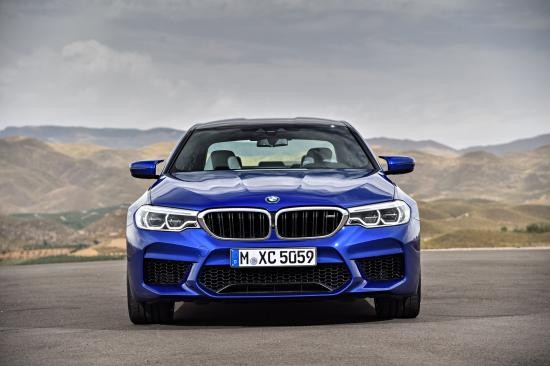 BMW trình làng sedan hiệu suất cao M5 2018 ảnh 12