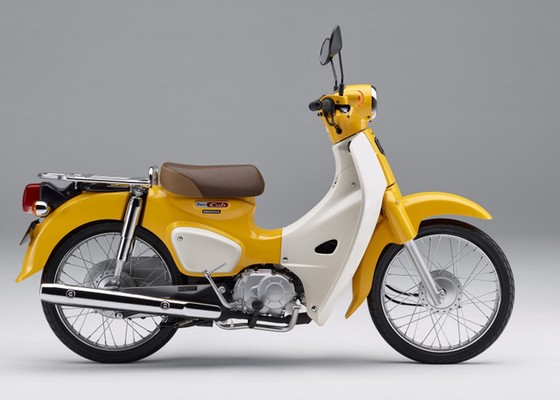 Honda Super Cub 2018 trình làng với đèn pha LED, giá từ 46,5 triệu Đồng - Ảnh 3. Honda Super Cub 2018 trình làng với đèn pha LED, giá từ 46,5 triệu Đồng - Ảnh 3.