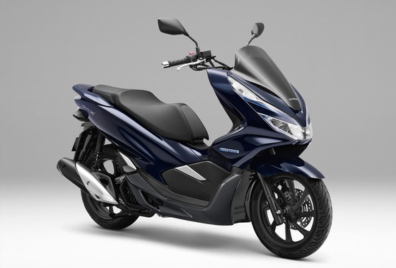 Bộ đôi Honda PCX Hybrid và PCX Electric được vén màn, sẽ bán vào năm sau - Ảnh 6. Bộ đôi Honda PCX Hybrid và PCX Electric được vén màn, sẽ bán vào năm sau - Ảnh 6.