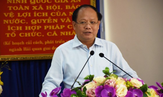 TPHCM thu ngân sách từ ô tô giảm hàng ngàn tỷ đồng ảnh 1