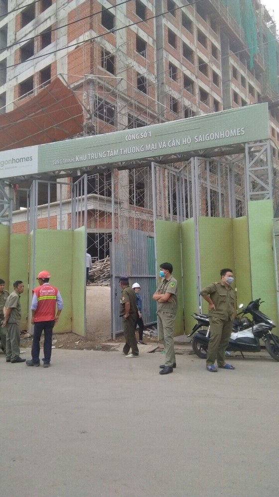 Rơi từ tầng 10 công trình Saigon Homes, 2 công nhân tử vong ảnh 4