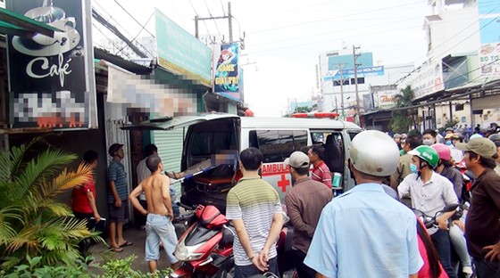 Một người đàn ông vào quán cà phê rồi tử vong bất thường trong nhà vệ sinh ảnh 2