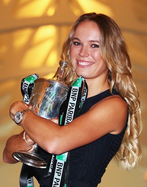 Caroline Wozniacki - “Công chúa Đan Mạch” và chiếc cúp cứu rỗi ảnh 1