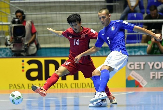 Cầu thủ futsal Việt Nam sang Ấn Độ để đối đầu với Deco ảnh 1