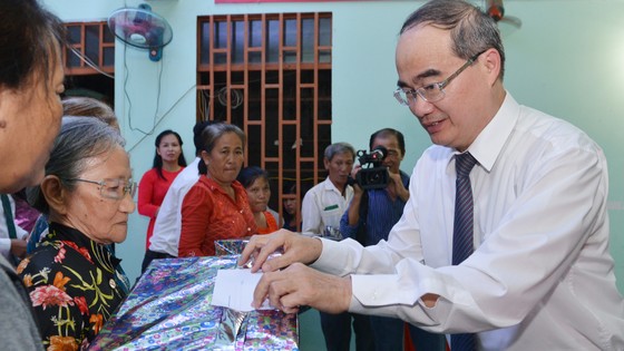 Biểu dương ấp Nhị Tân luôn phát huy dân chủ, đoàn kết, gắn bó các tầng lớp nhân dân ảnh 2
