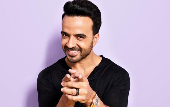 Ngoài Luis Fonsi, giám khảo The X-Factor Nicole Scherzinger cũng đến Việt Nam biểu diễn ảnh 1