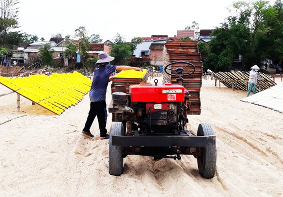 Làng nghề truyền thống An Thái rộn ràng vào vụ tết ảnh 4