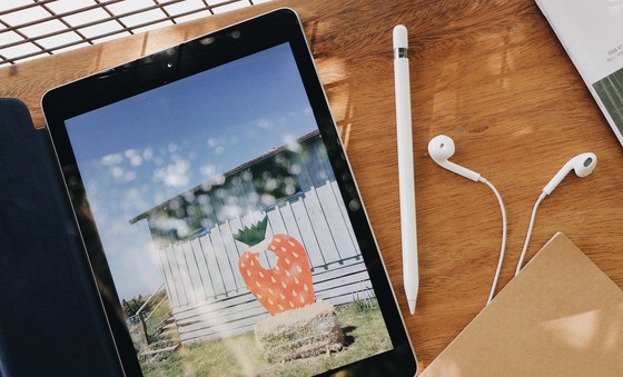 FPT Shop và F.Studio By FPT chính thức bán iPad 9.7 inch 2018 ảnh 1