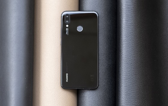 FPT Shop tặng thêm 200 sạc dự phòng Energizer cho khách mua Huawei Nova 3i ảnh 1