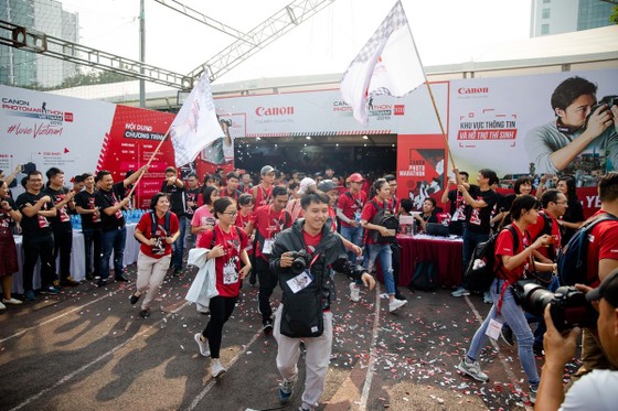 “Tông xuyệt tông” của thí sinh Võ Hoài Huy giành chiến thắng tại Canon PhotoMarathon TPHCM ảnh 1