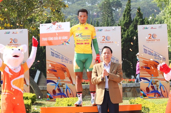 Cúp Truyền hình TPHCM 2018: Nguyễn Thành Tâm qua mặt Lê Nguyệt Minh về số lần thắng chặng ảnh 1