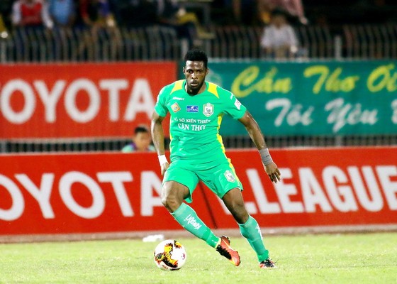 Trực tiếp vòng 24 Toyota V-League 2017: Quyết liệt cuộc đua vô địch ảnh 1
