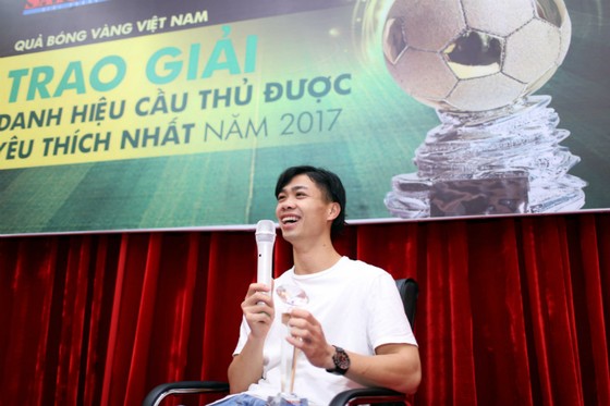 Tiền đạo Nguyễn Công Phượng: Ngôi sao bình dị ảnh 1