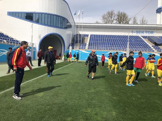 Đội tuyển nữ Việt Nam bắt đầu chinh phục giấc mơ Olympic ảnh 1