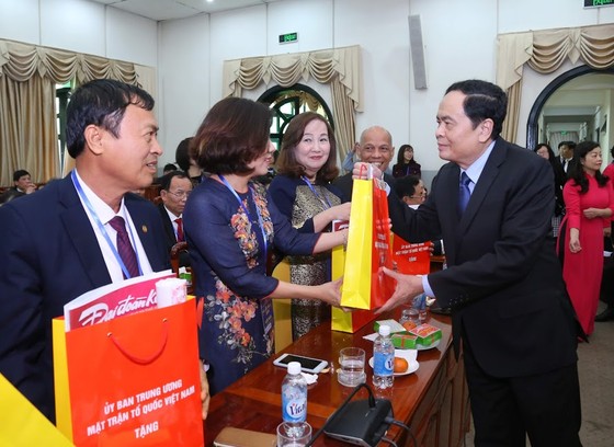 Gặp mặt 100 kiều bào tiêu biểu tham dự chương trình Xuân quê hương năm 2019 ảnh 2