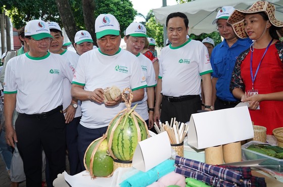 Đến năm 2025, cả nước không sử dụng đồ nhựa dùng một lần ảnh 2