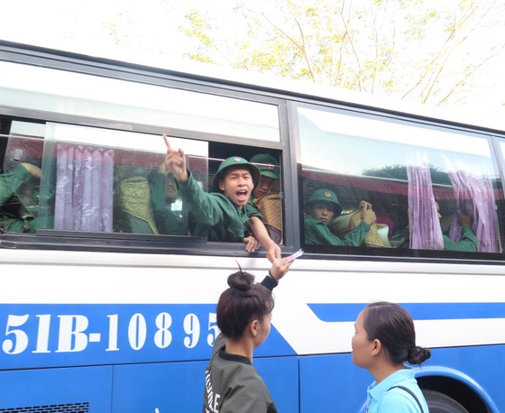 4.470 thanh niên TPHCM lên đường gánh vác trọng trách bảo vệ Tổ quốc ảnh 10