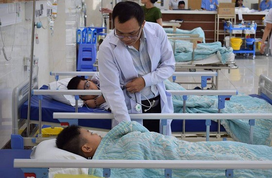 21 học sinh nhập viện cấp cứu sau bữa trưa tại nhà cô giáo ảnh 1