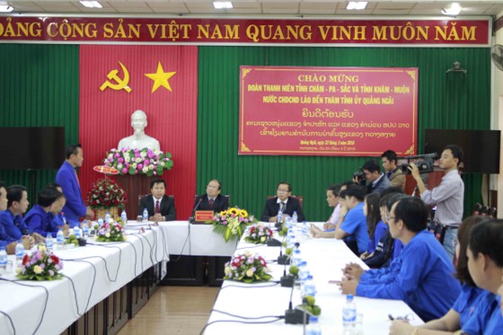 Đoàn thanh niên tỉnh Champasak và tỉnh Khammuane thăm tỉnh Quảng Ngãi ảnh 1