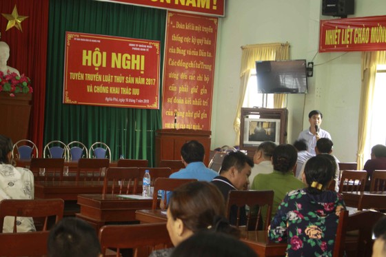 Quảng Ngãi: Giải đáp nhiều thắc mắc ngư dân về chống khai thác IUU và hoạt động nghề cá ảnh 1
