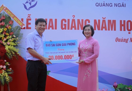 Hơn 3 tỷ đồng ủng hộ Trung tâm Nuôi dạy trẻ khuyết tật Võ Hồng Sơn ảnh 3