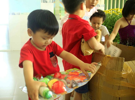 Tết với trẻ em ở Cô nhi viện Phú Hòa ảnh 1