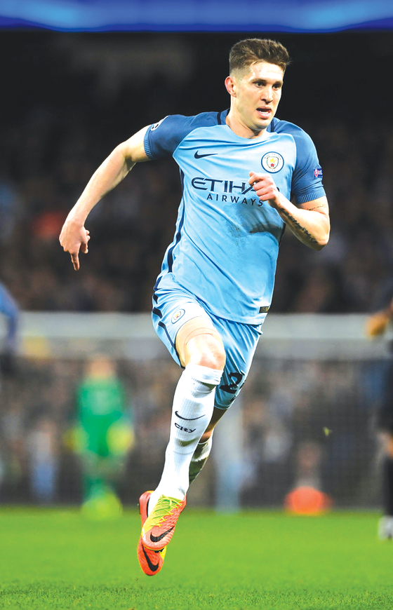 Khi John Stones tự vấn ảnh 1