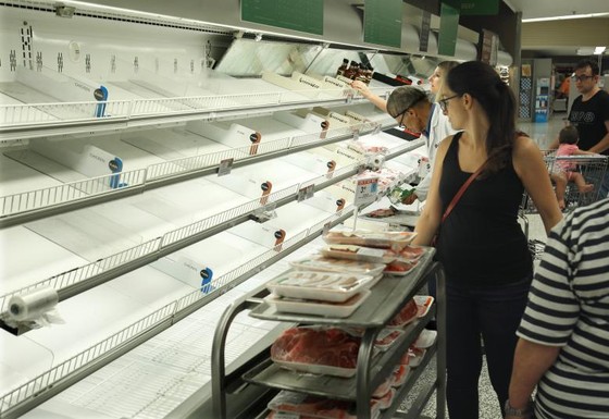 Siêu bão Irma tiến vào đất liền bang Florida của Mỹ ảnh 4