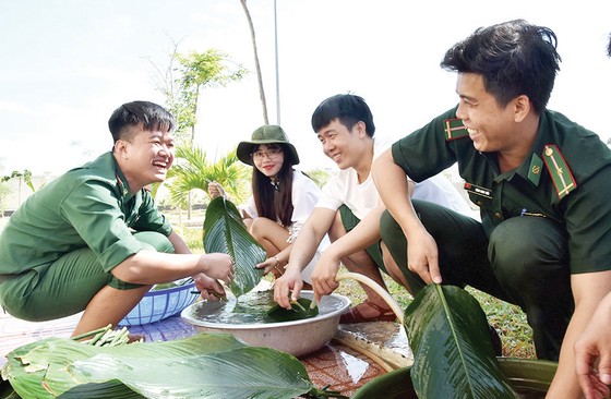 Vui xuân mới không quên nhiệm vụ ảnh 1