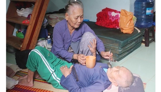 Câu chuyện đẹp về hai phận đời cơ nhỡ ảnh 1