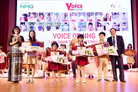 Chung kết cuộc thi hùng biện tiếng Anh "Voice Of Nguyen Hoang - VNH" lần 1 ảnh 3
