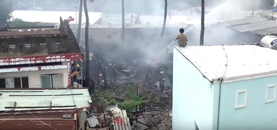 Lại lo cháy nổ nhà trọ ảnh 1