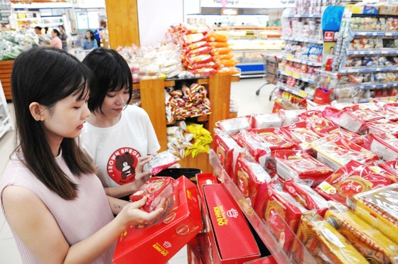 TPHCM siết chặt kiểm tra chất lượng hàng phục vụ Tết Trung thu ảnh 1