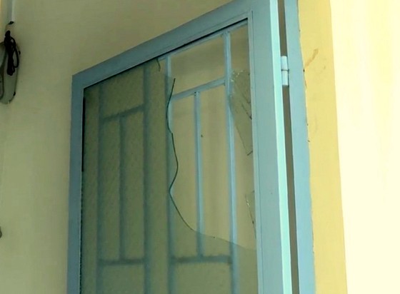 Sau khi ăn cưới, 20 thanh niên xông vào đập phá trụ sở công an và xã đội ảnh 2