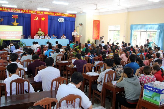 Nhiều doanh nghiệp muốn tuyển 10.000 công nhân Trà Vinh bị mất việc trước Tết ảnh 1
