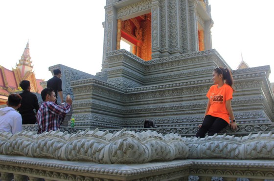 Ngôi chùa thu hút đông đảo giới trẻ miền Tây kéo đến check-in ảnh 3