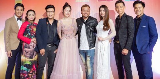 Dàn nghệ sĩ Việt thi thố với Bolero ảnh 1