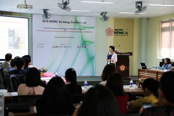 Kinh doanh điện tử và quản trị marketing hiện đại trong thời đại 4.0 ảnh 2