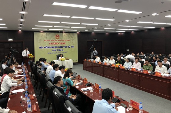 Chương trình "HĐND với cử tri" Đà Nẵng: Nhiều vấn đề nóng được mổ xẻ ảnh 1