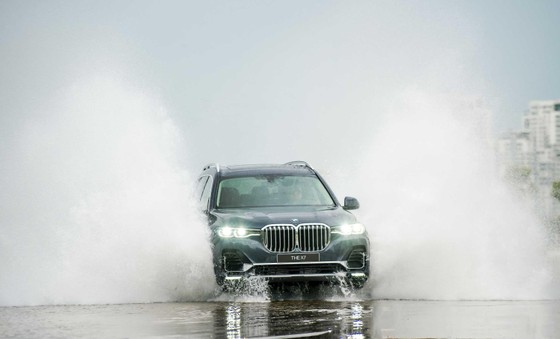 BMW X7 hoàn toàn mới chính thức ra mắt tại Việt Nam ảnh 4