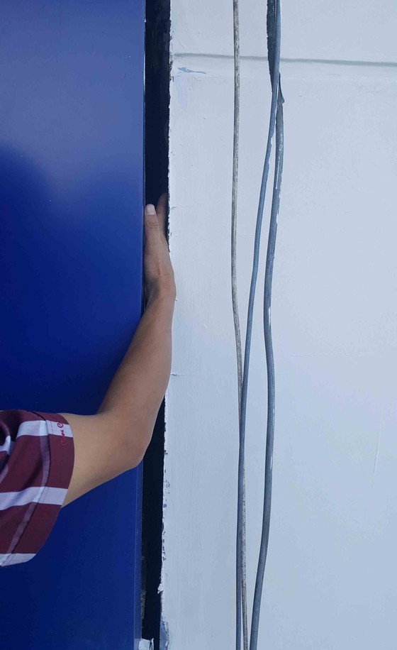 Công trình xây dựng không an toàn, gây sụt lún nguy hiểm các nhà kế cận ảnh 4
