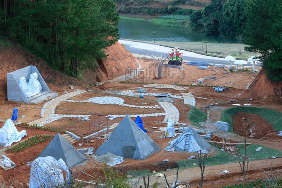 Dự án nghỉ dưỡng cao cấp tiếp tục