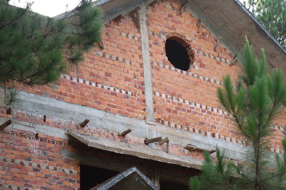 Khu biệt thự nghỉ dưỡng tại hồ Tuyền Lâm – Đà Lạt bỏ hoang nhiều năm ảnh 10