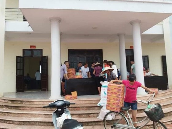 Hà Nội xuất hiện “con đường trên biển nước” ảnh 8