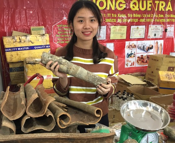 Trăm loại đặc sản “khoe hương” tại hội chợ xuân 2019 ảnh 3