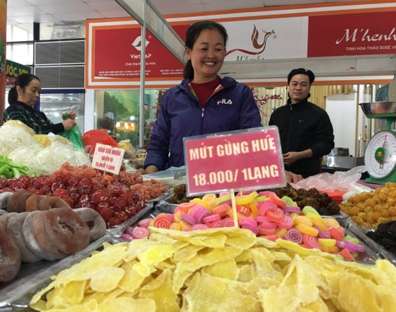 Trăm loại đặc sản “khoe hương” tại hội chợ xuân 2019 ảnh 4